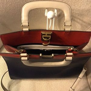 Henri bendel handbag